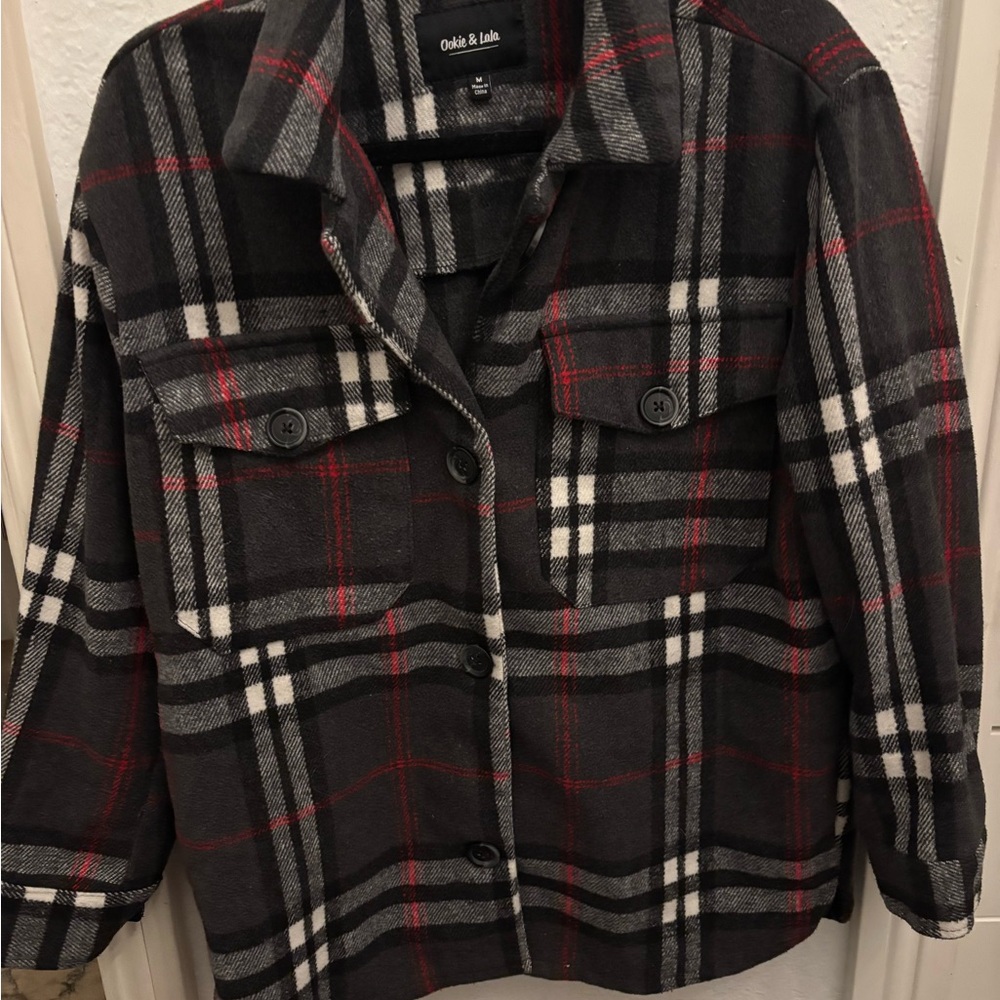 Chic & Lake Women's Plaid Utility Jacket - Black and Red